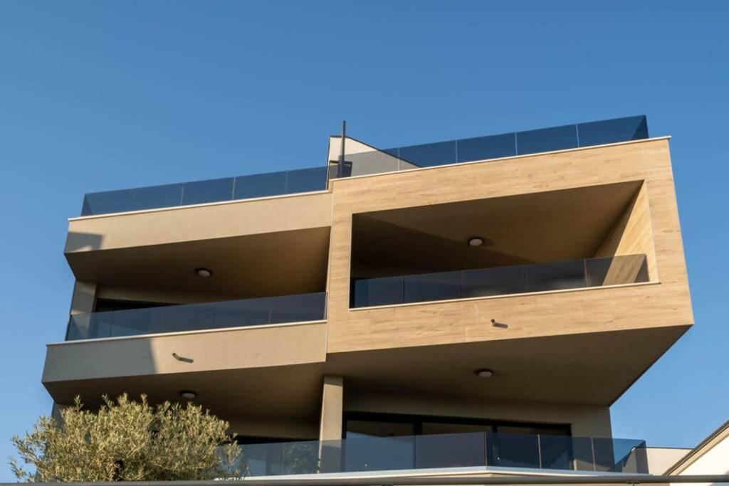 Apartment Emarin بنجول المظهر الخارجي الصورة