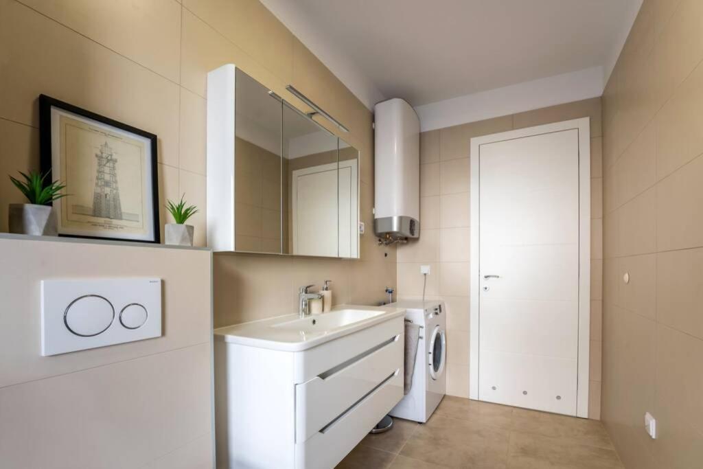 Apartment Emarin بنجول المظهر الخارجي الصورة