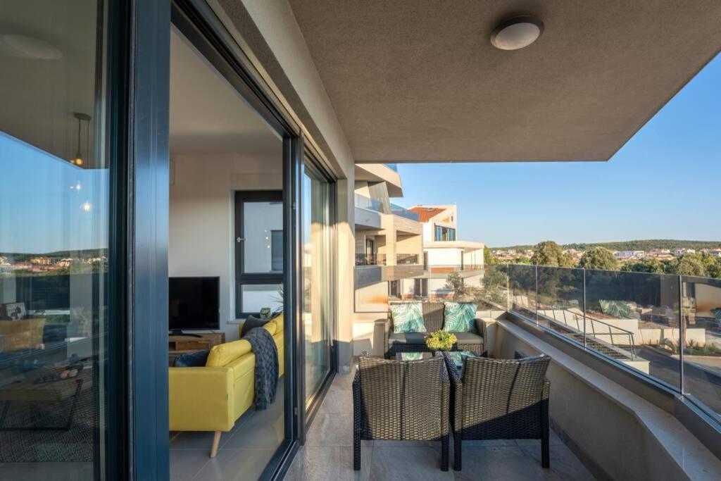 Apartment Emarin بنجول المظهر الخارجي الصورة