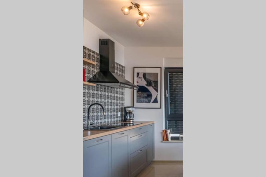 Apartment Emarin بنجول المظهر الخارجي الصورة